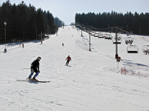 V Jasenskej doline sa bude lyžovať zrejme až do Veľkej noci.