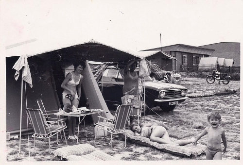 Maďarsko, 1974: Už naše mamy vedeli, že najlepšie sa chytá bronz na nafukovačke.