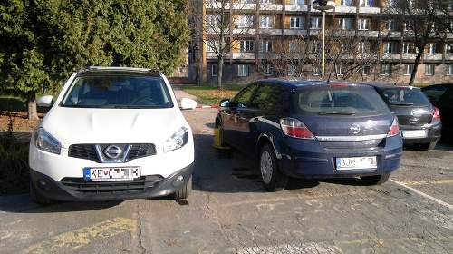 Študenti sa cítia ukrivdení, podľa nich si policajti dávajú až príliš záležať na tom, aby 