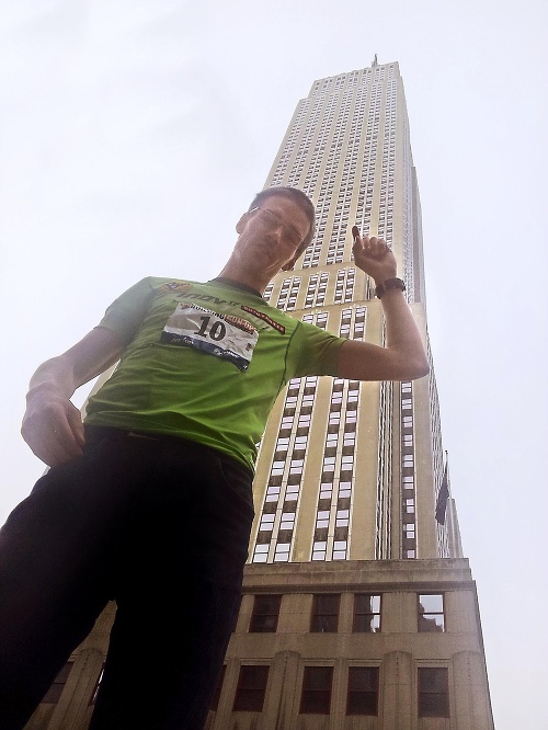 Týchto 86 poschodí Empire State Building zdolal Tomáš za 11,12 min.