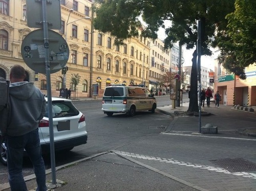 Policajti nemohli v tejto situácii nič robiť. Zákon im to nepovoľuje.