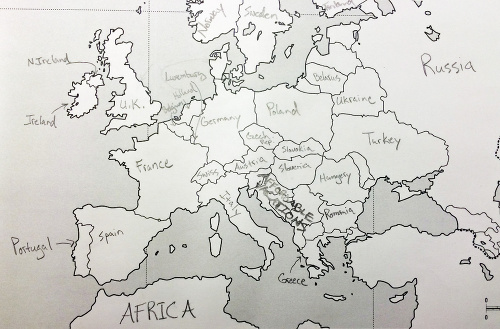 Američania vypĺňali slepé mapy Európy a takto to dopadlo.
