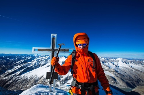 Peter na vrchole tretieho najvyššieho kopca Rakúska Grossvenediger.