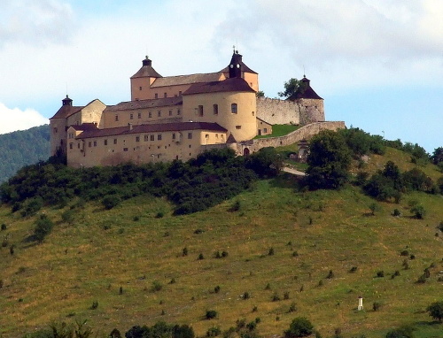 Rožňavčan Jozef Kmeť má v archíve nespočetné množstvo obrázkov niekdajšej pýchy Gemera.