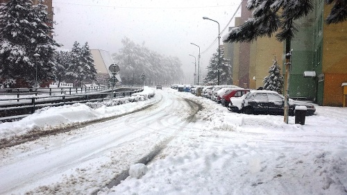 Trenčianske Teplice: Zasnežený fotopozdrav poslal aj Martin.