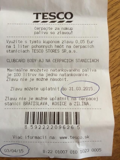 Zľavu, ktorú Anna dostala na Tesco benzínke už nemohla využiť.