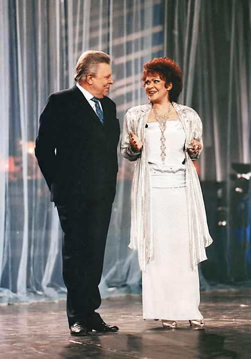 Televarieté: Vladimír Dvořák a Jiřina Bohdalová boli najobľúbenejšia moderátorská dvojica v Československu.
