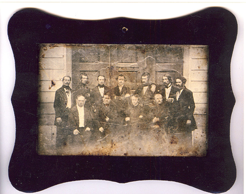Delegácia vo Viedni: Fotografia z roku 1849 ponúka zrkadlový obraz.