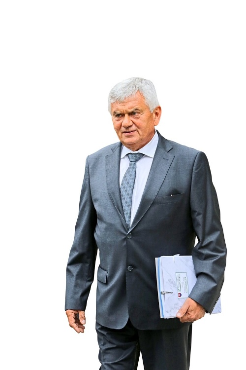 Ľubomír Jahnátek