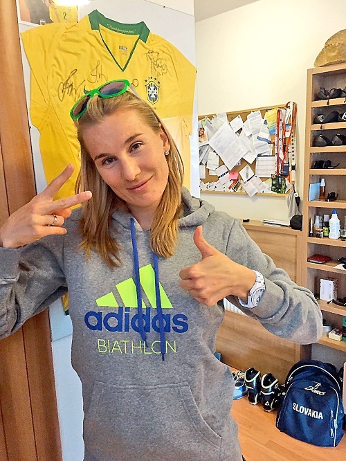 Naše zlaté dievča, biatlonistka Nasťa Kuzminová (31) tipuje výsledok na 2:1.