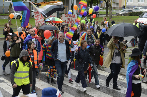 Do košických ulíc vyšli bojovníci za práva homosexuálov. 