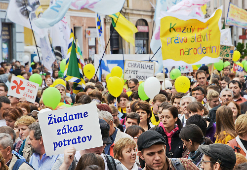 Pochod je zameraný najmä na pomoc a podporu tehotných žien v núdzi. 