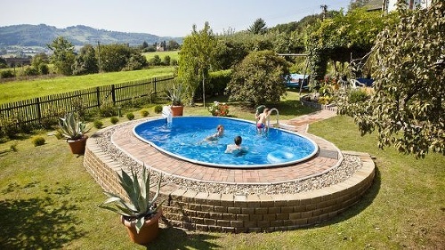 Kúpte si ho výhodne ešte tento rok. A užite si kúpanie vo vlastnej záhrade. Bazény Azuro v posezónnom výpredaji už od 215 eur! 
