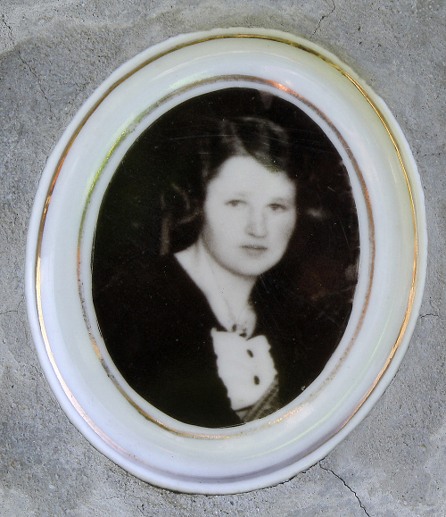Ilonka zomrela 10. novembra 1938.