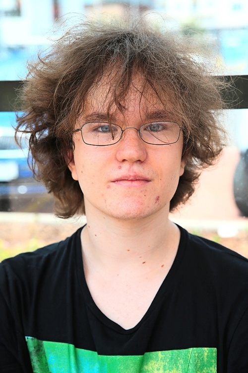 Róbert Mikovič (16), študent gymnázia, Bratislava