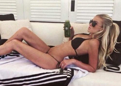 Paulina Gretzky opäť v bikinách.