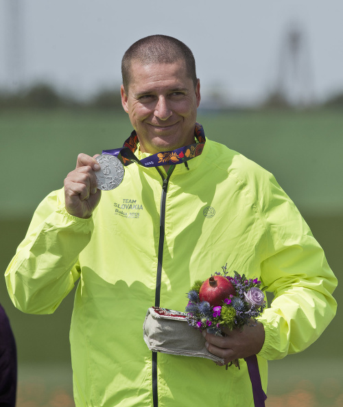 slovenský reprezentant v športovej streľbe Erik Varga získal striebornú medailu v trape. 