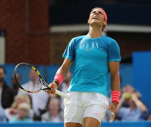 Nadal skončil na turnaji ATP v Londýne v 1. kole na rakete Dolgopolova.