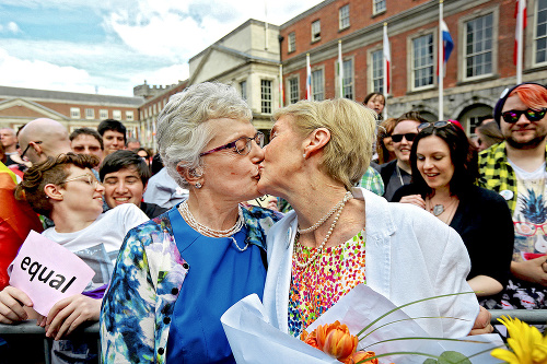 Je možné, že írske matriky zaplavia žiadosti o sobáš rovnakého pohlavia.