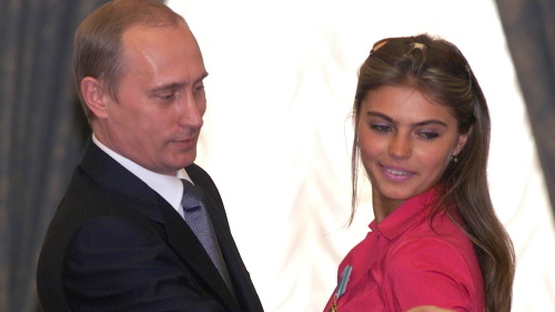 Vladimír Putin so svojou poslankyňou Alinou Kabajevou.