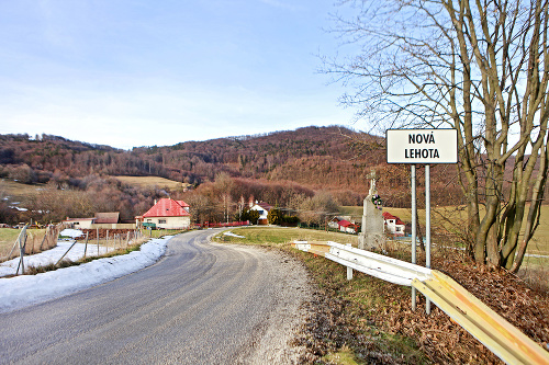 Nová Lehota sa nachádza len kúsok od lyžiarskeho strediska Bezovec.