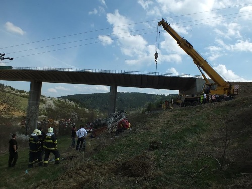 Nešťastie sa stalo v pondelok na stavbe diaľnice D1.