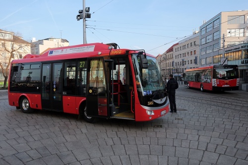 Hlavné mesto tento rok odložilo nákup 25 autobusov.