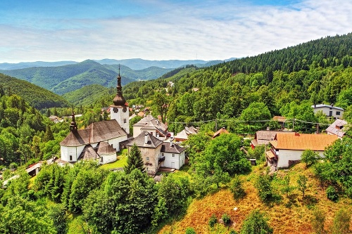 Ako Alpská dedinka - Špania Dolina