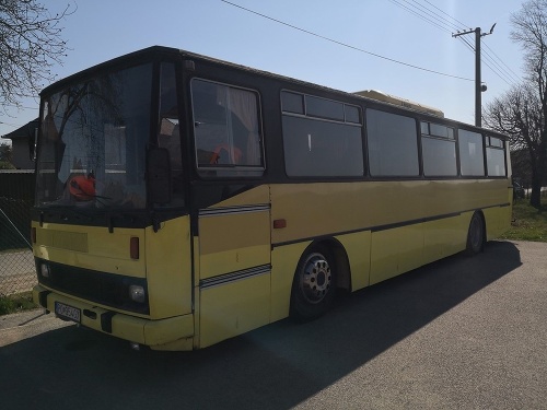 Školský autobus v Medzanoch má dlhoročnú tradíciu.