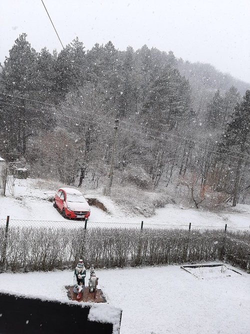 19.3.2021: Jeden deň v Bukovej napadal sneh.