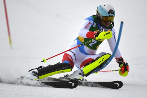 Švajčiarska lyžiarka Wendy Holdenerová má koronavírus.