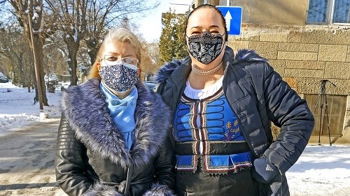 Marcela Šterbáková (51), riaditeľka (vľavo), Andrea Rendošová (48), učiteľka, materská škola.