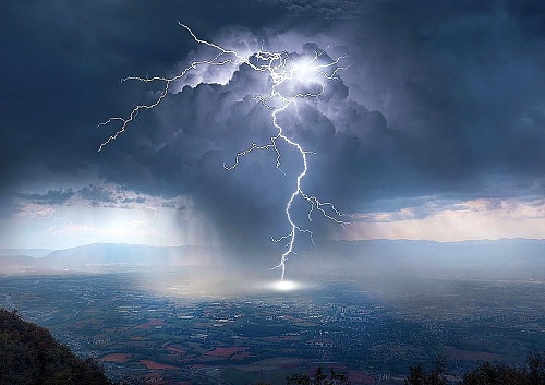 Raphael Barbar - fotografia búrky neďaleko Ženevy