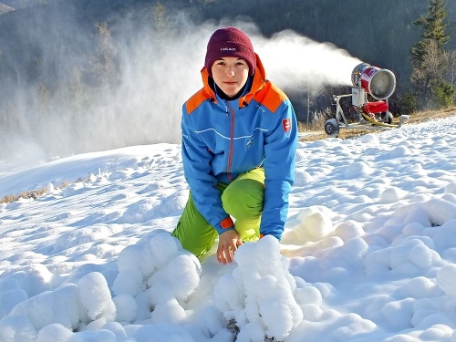 Michal Leskovjanský (17) z Mlynkov býva priamo pri svahu. Už sa nevie dočkať prvej lyžovačky v novej sezóne.