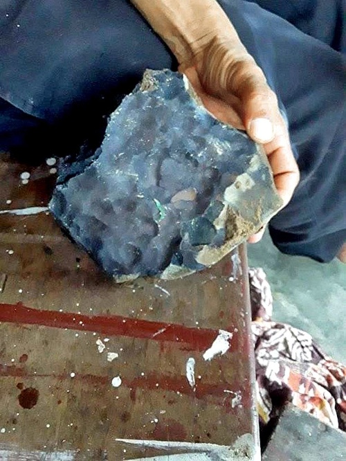 Vesmírny kameň mal 2,1 kg.