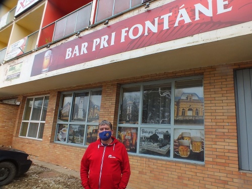 Jaroslav Strelka (57), majiteľ baru, Rožňava.