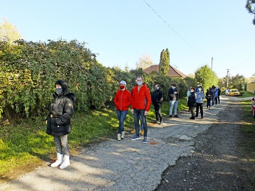 DLHÉ RADY: Netvorili sa, obec to mala dobre zorganizované