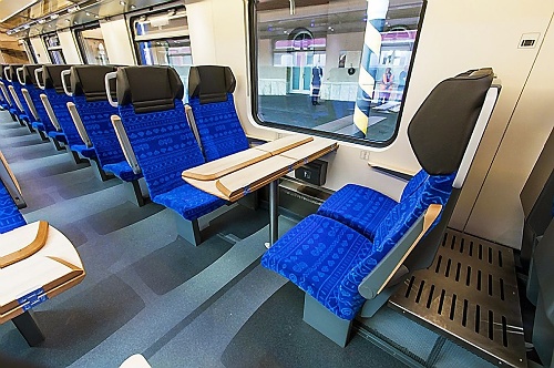 Moderný interiér spĺňa všetky očakávania cestujúcich. 