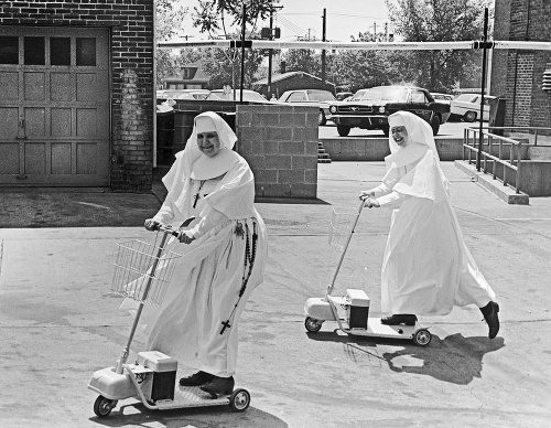 Praktická kdekoľvek: Tieto zdravotné sestry ich využívali pri práci.