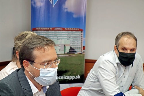 Krajčí bol v Poprade riešiť situáciu s odchodom riaditeľa nemocnice Hanušína.