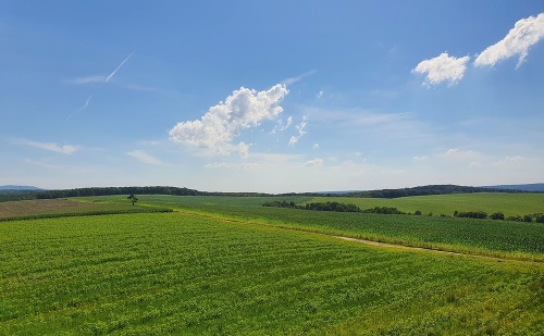 Na rozhľadňu Čerešenka chodí čoraz viac ľudí, navštevujú ju turisti z rôznych kútov sveta.