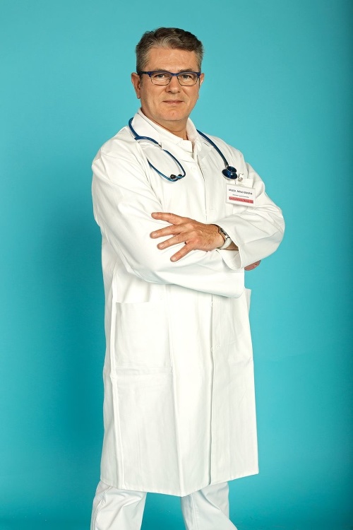 Lekár: Bubán je známy nielen z televíznej  obrazovky, ale tiež  ako vyhľadávaný  gastroenterológ.