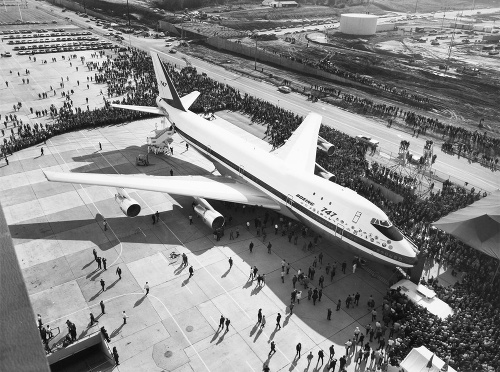 Prototyp: Prvýkrát letel v roku 1969, do služby vstúpil o rok neskôr.