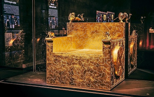 Zlatý trón