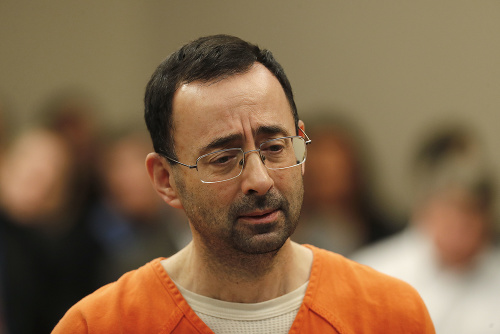 Larry Nassar, bývalý dlhoročný lekár Amerického gymnastického zväzu.