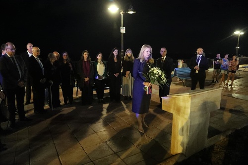 Prezidentka SR Zuzana Čaputová si na Malte uctila pamiatku investigatívnej novinárky Daphne Caruanovej Galiziovej.