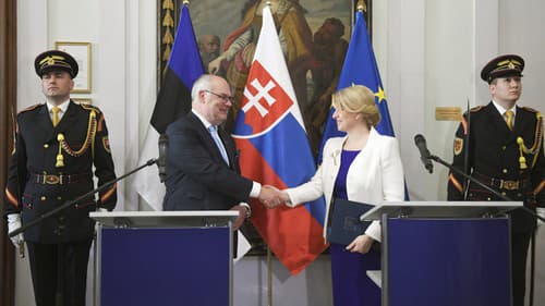 Na snímke spoločná tlačová konferencia prezidentky SR Zuzany Čaputovej a estónskeho prezidenta Alara Karisa v Starej radnici v Košiciach.
