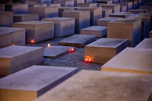 Pomník zavraždeným Židom Európy