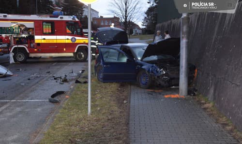 Na Mariánskej ulici v Prievidzi došlo k dopravnej nehode.