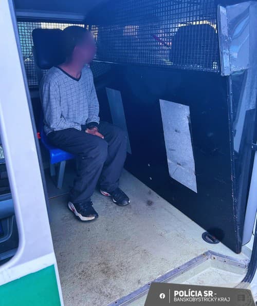 Polícia zadržala muža, ktorý za tri dni prepadol v B. Bystrici troch seniorov.